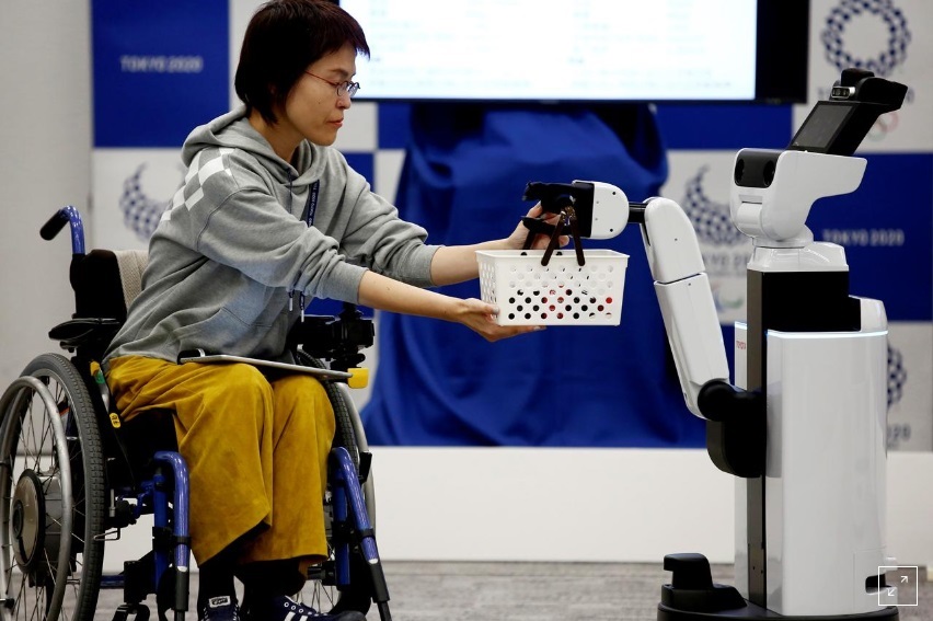 robot tokyo olympic